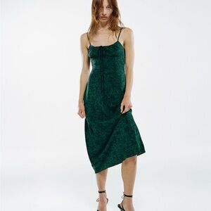 Realisation par the Alba in dazed noir M